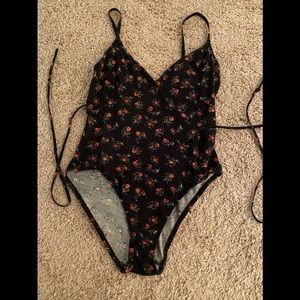 Women’s bodysuit